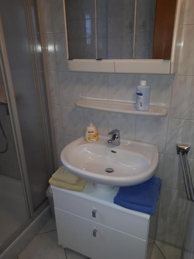 Preisbewusste Ferienwohnung Fuer 2 Personen U. Kleinkind Utarp Екстериор снимка
